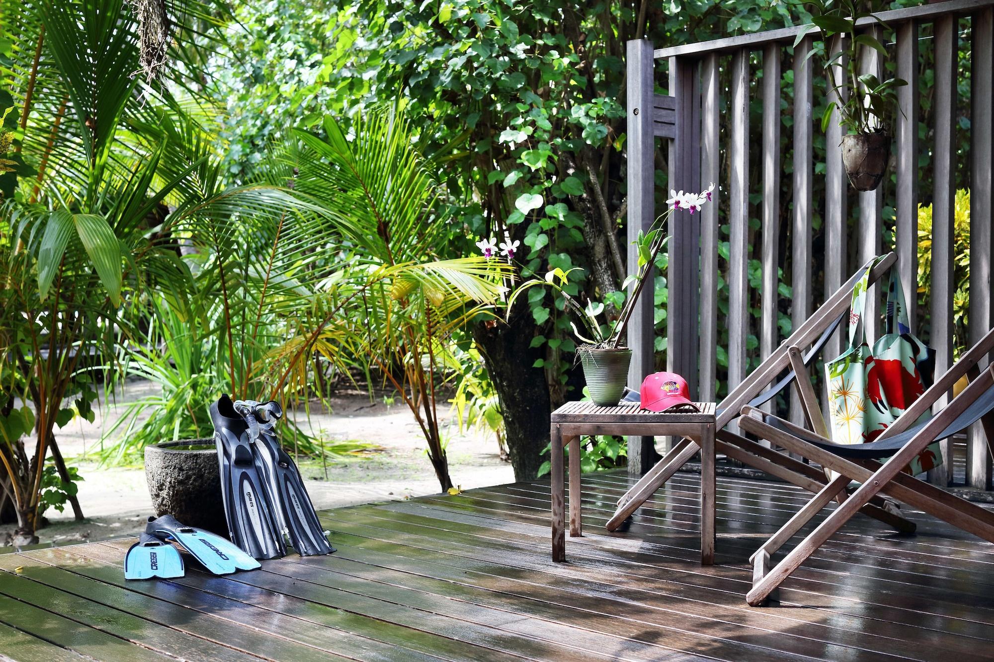 Gangehi Island Resort & Spa Esterno foto