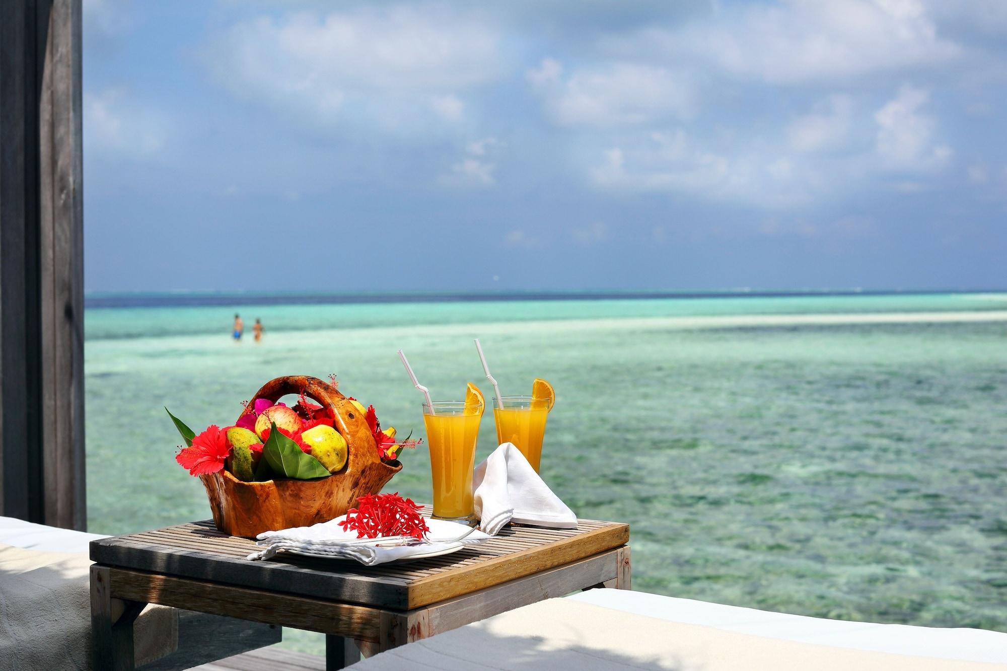 Gangehi Island Resort & Spa Esterno foto