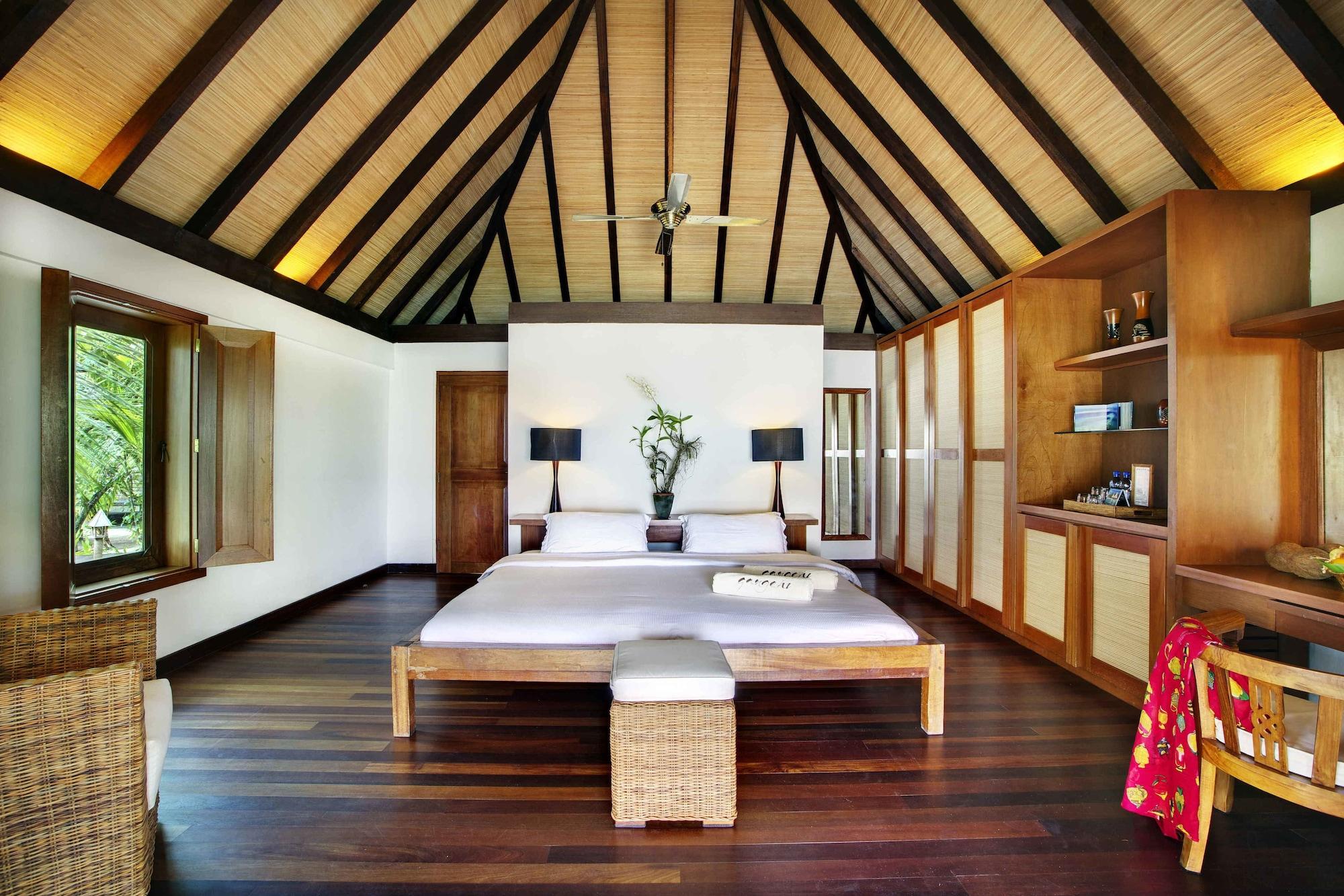 Gangehi Island Resort & Spa Esterno foto