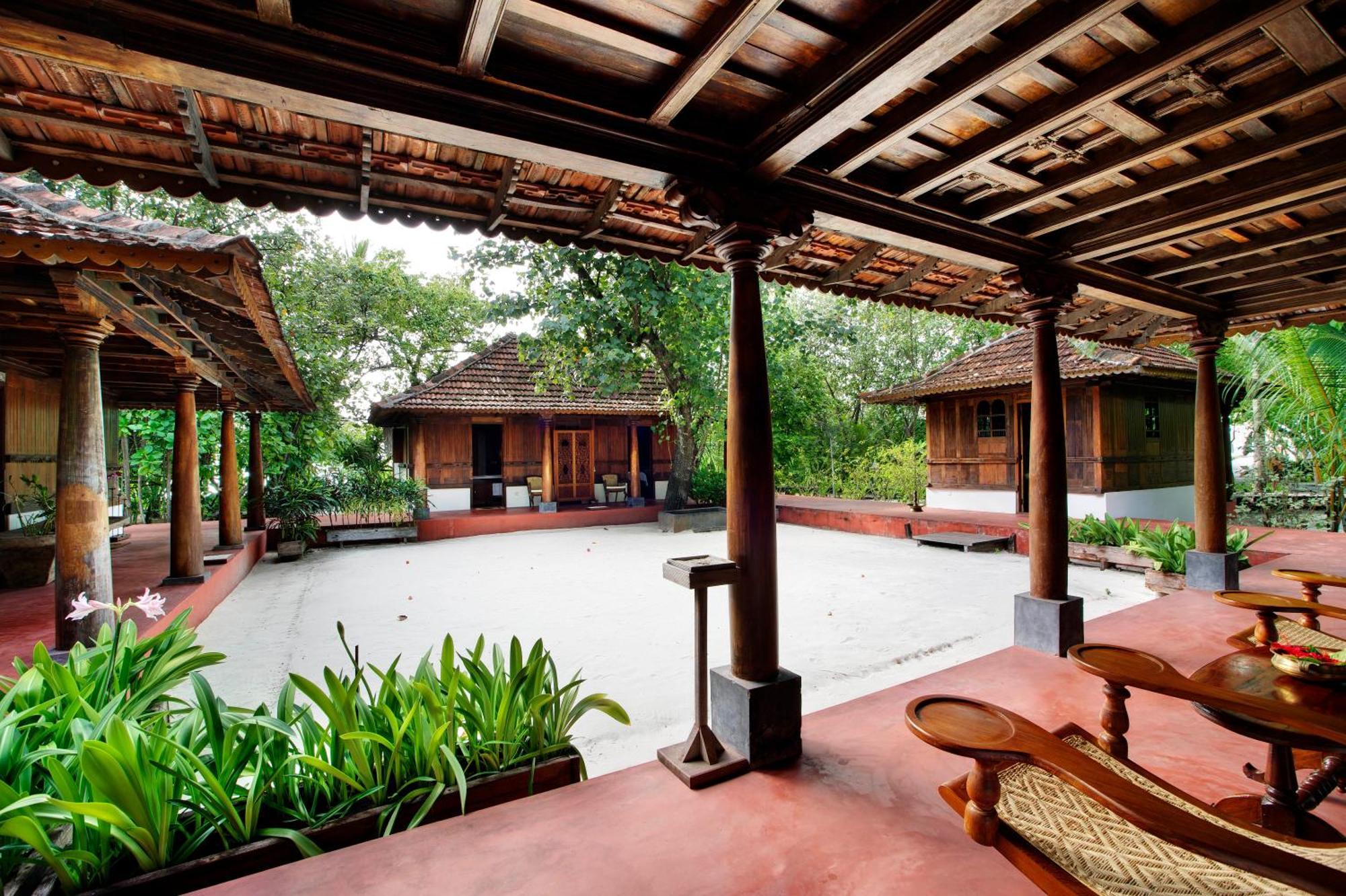 Gangehi Island Resort & Spa Esterno foto