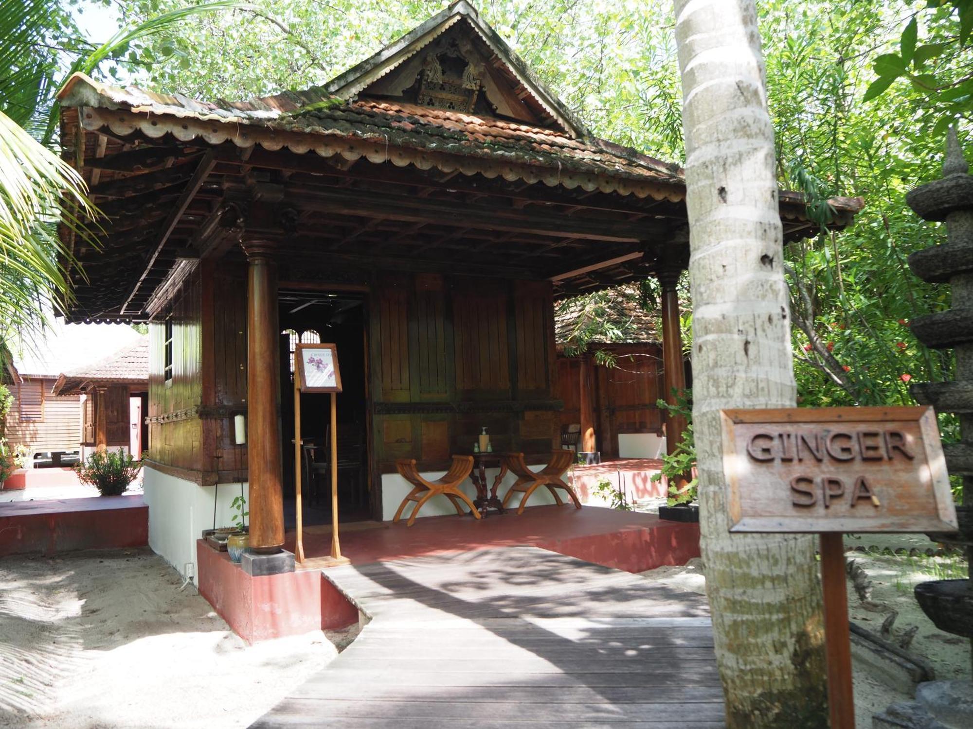 Gangehi Island Resort & Spa Esterno foto